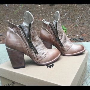 New Freebird Bowie bootie size 8